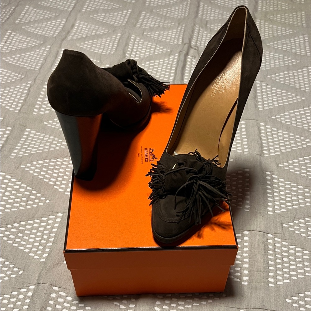 Hermes Dark Brown Heels with Tassel Accent Never Worn!! - Picture 2 of 16